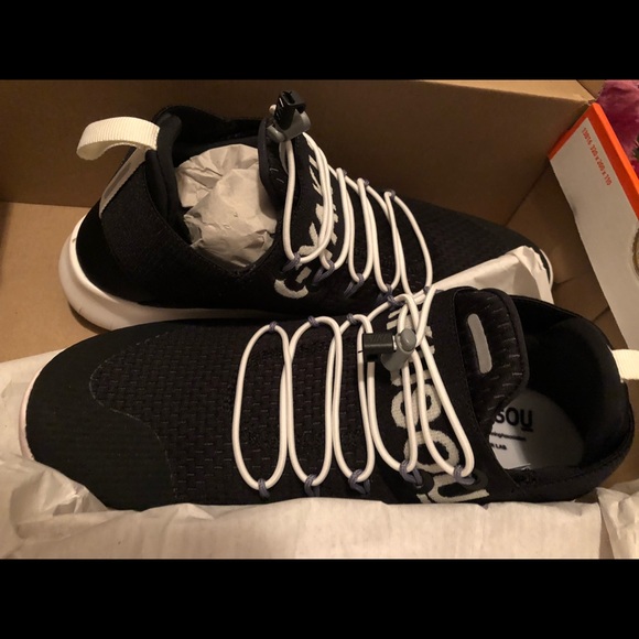 Brand new Nike Gyakusou sneakers ladies size 7 - Picture 3 of 8